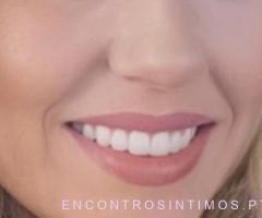 Casal procura mulher  - 2