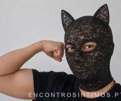 Procuro uma mulher disponível para hoje com máximo sigilo.